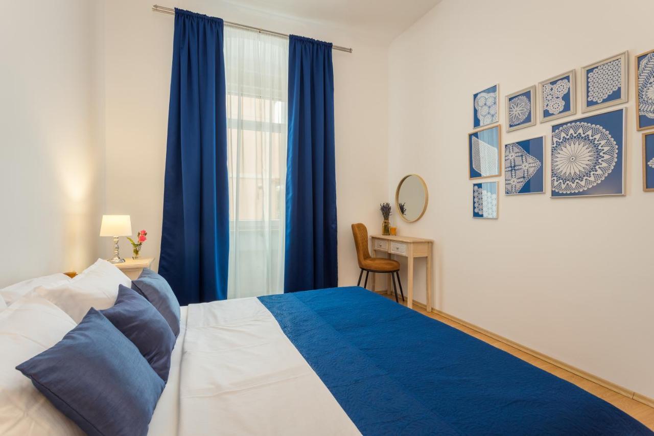 Apartman Lussi Pula Exteriör bild