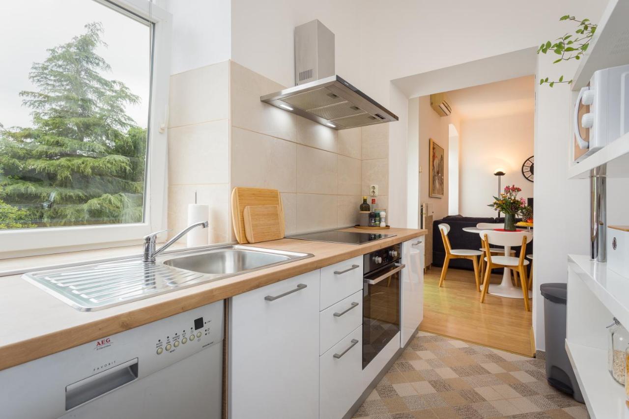 Apartman Lussi Pula Exteriör bild