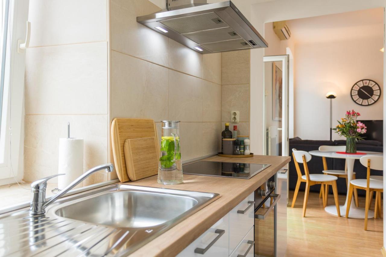 Apartman Lussi Pula Exteriör bild